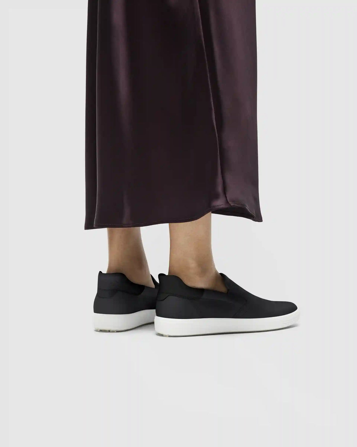 ECCO Soft 7