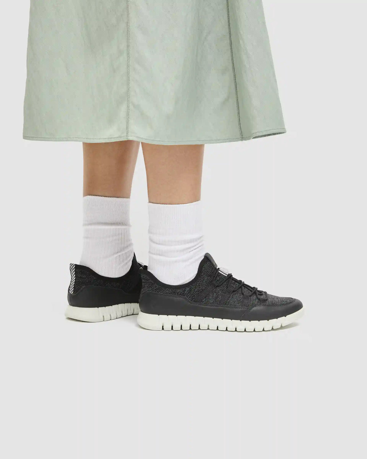 ECCO Gruuv Lite