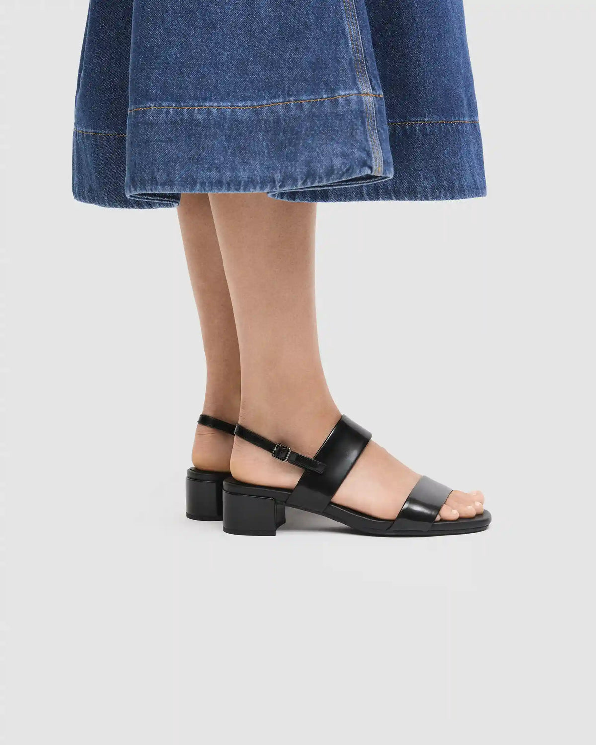 ECCO Liva Sandal 35